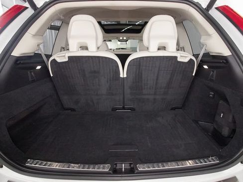 Used 2023 Volvo XC90 B6 Plus w/ Protection Package Premier AWD/4WD image 21