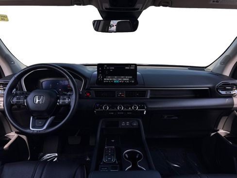 Used 2025 Honda Pilot Elite image 10