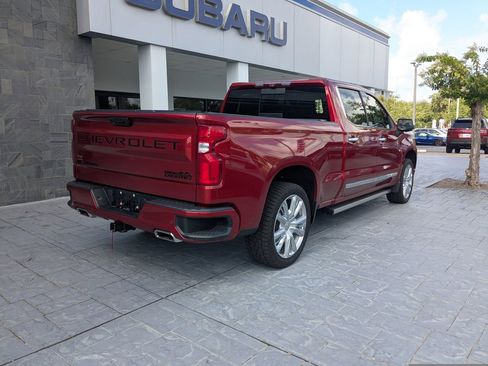 Used 2023 Chevrolet Silverado 1500 High Country w/ Technology Package AWD/4WD image 4