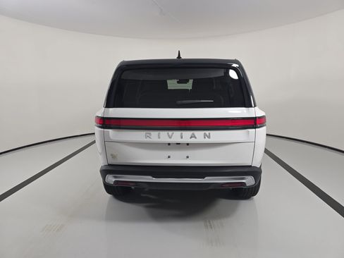 Used 2023 Rivian R1S Adventure Quad AWD/4WD image 4