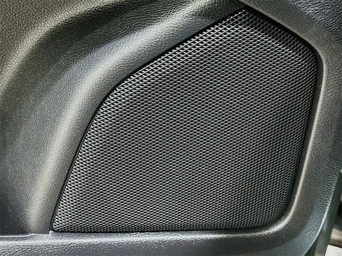 Used 2022 Ford Edge SE w/ Black Appearance Package image 18