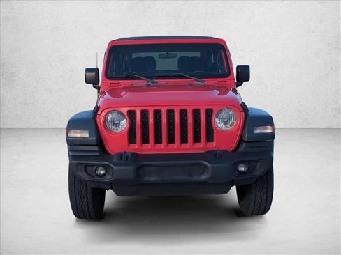 Used 2018 Jeep Wrangler Sport image 2