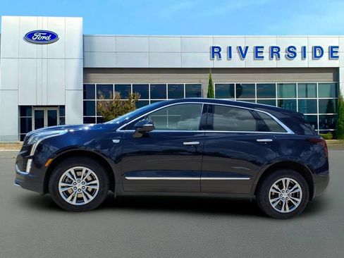 Used 2022 Cadillac XT5 Premium Luxury w/ Technology Package AWD/4WD image 4
