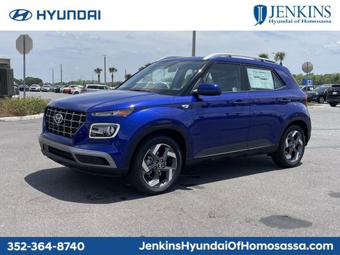 New 2025 Hyundai Venue Limited image 1