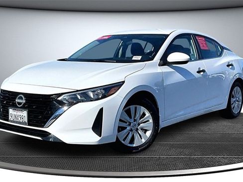 Certified 2025 Nissan Sentra S image 3