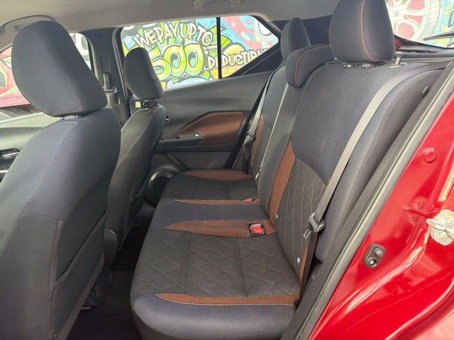 Used 2018 Nissan Kicks SR w/ Exterior Package FWD image 17