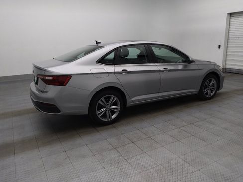 Used 2024 Volkswagen Jetta SE FWD image 10