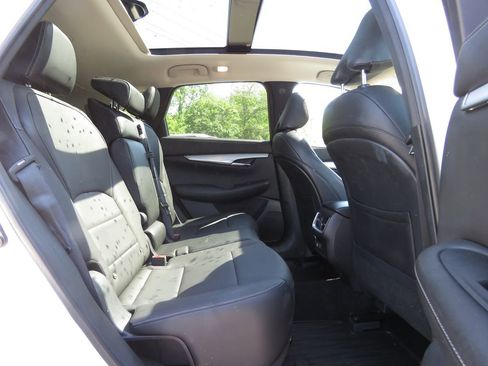Used 2020 INFINITI QX50 Luxe w/ Navigation Package AWD/4WD image 16