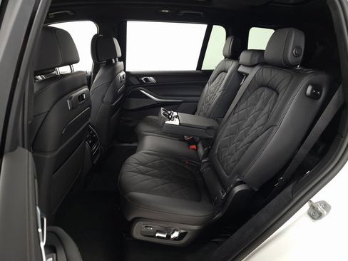 Used 2026 BMW X7 xDrive40i w/ Executive Package AWD/4WD image 33