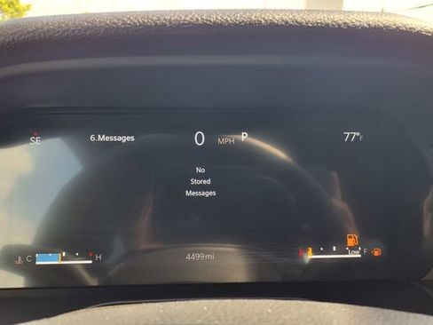 Used 2025 Jeep Grand Cherokee Altitude image 32