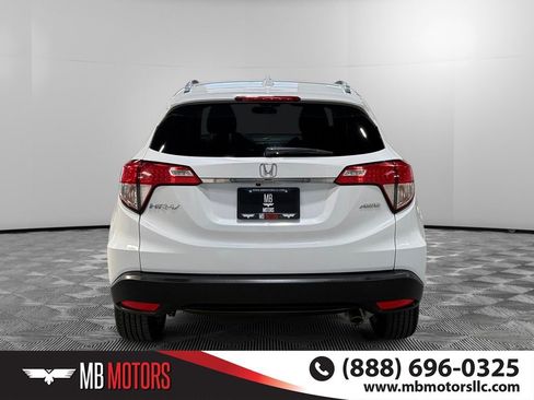 Used 2021 Honda HR-V EX image 4