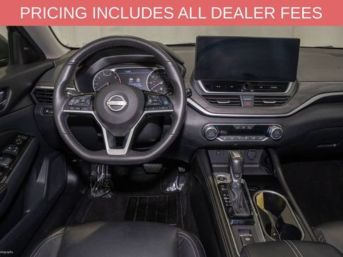 Used 2024 Nissan Altima 2.5 SL AWD/4WD image 6