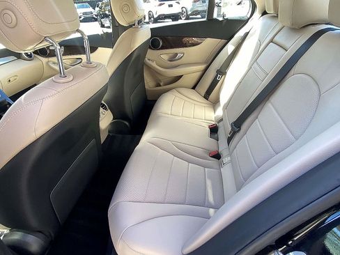 Used 2018 Mercedes-Benz C 300 4MATIC Sedan image 12