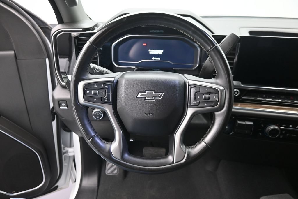 Used 2025 Chevrolet Silverado 2500 LT w/ Trail Boss Package AWD/4WD image 24