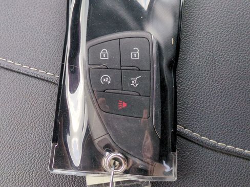 Used 2026 Chevrolet Traverse LT AWD/4WD image 35