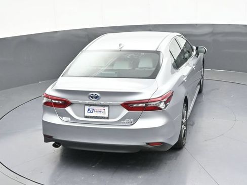 Used 2024 Toyota Camry XLE FWD image 59