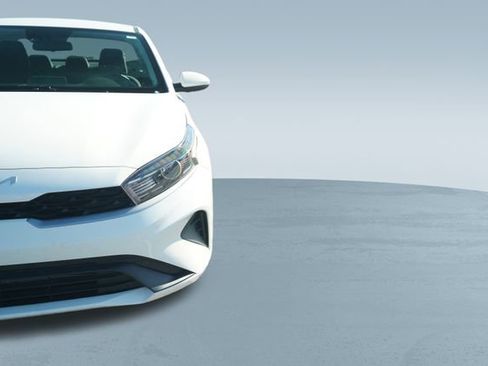 Used 2024 Kia Forte LX image 37