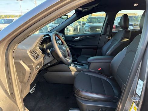 Used 2024 Ford Escape ST-Line w/ Equipment Group 301A FWD image 11