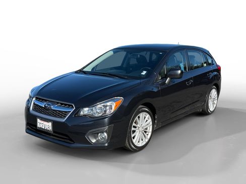 Used 2013 Subaru Impreza 2.0i Limited image 1