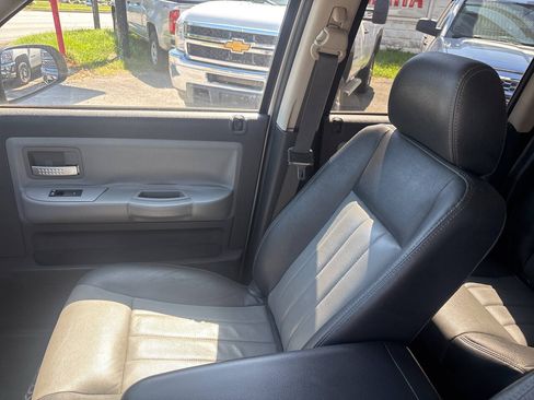 Used 2008 Dodge Dakota Laramie AWD/4WD image 11