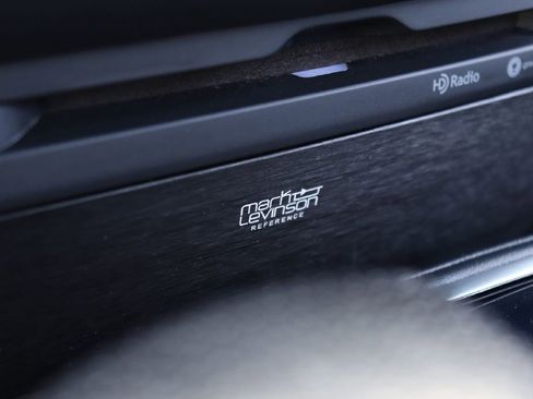 Used 2018 Lexus LS 500 image 61