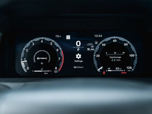 Certified 2018 Toyota Tundra SR5 w/ SR5 Upgrade Package AWD/4WD image 14