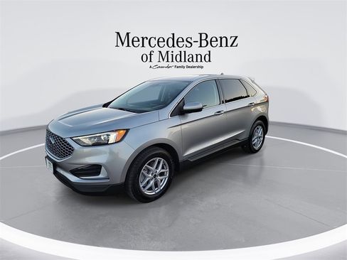 Used 2024 Ford Edge SEL image 4