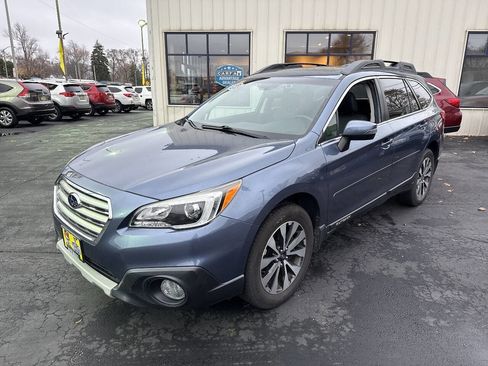 Used 2016 Subaru Outback 2.5i Limited image 3