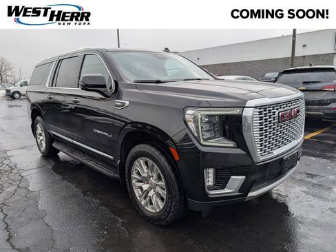 Used 2023 GMC Yukon XL Denali image 1