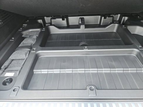 New 2024 GMC Hummer EV 3X image 12