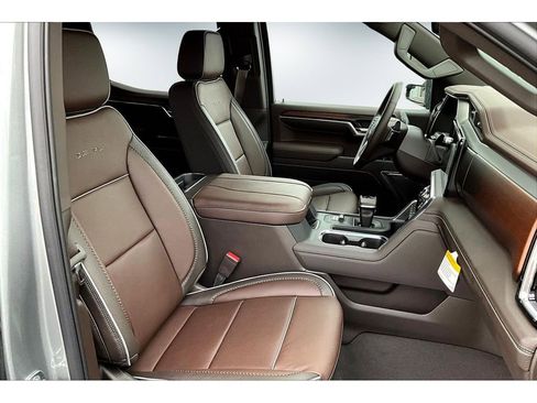 New 2026 GMC Sierra 1500 Denali w/ Denali Reserve Package AWD/4WD image 11