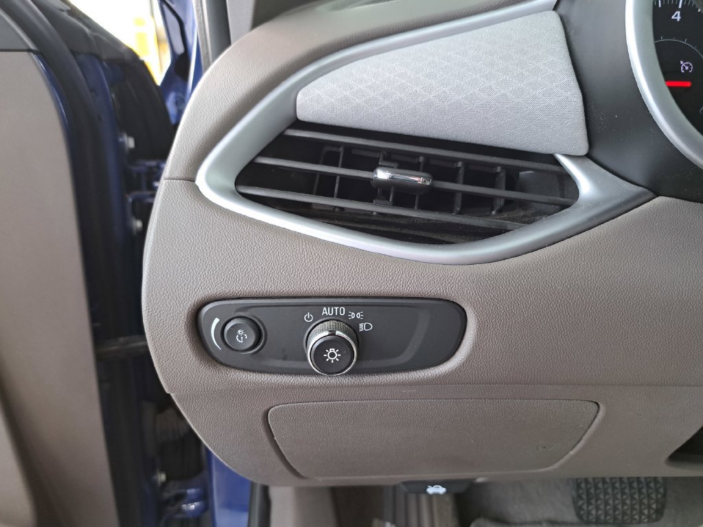Used 2023 Chevrolet Malibu LS FWD image 23