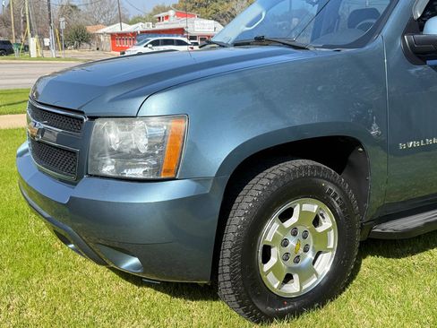 Used 2010 Chevrolet Avalanche LT image 30
