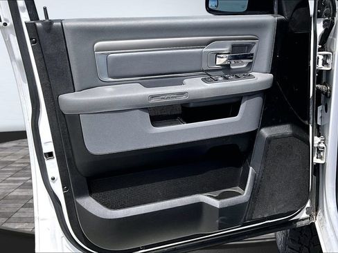 Certified 2019 RAM 1500 Warlock w/ Electronics Group AWD/4WD image 13