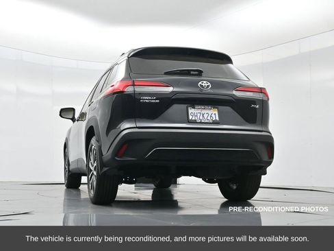 Used 2023 Toyota Corolla Cross XLE w/ Convenience Package image 49