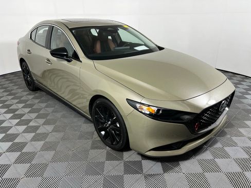 Used 2024 MAZDA MAZDA3 s image 3