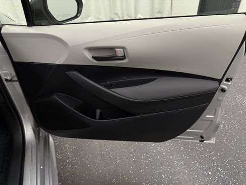 Certified 2022 Toyota Corolla LE image 7