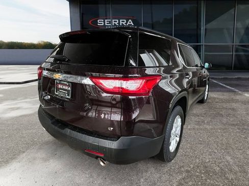 Used 2021 Chevrolet Traverse LT image 4