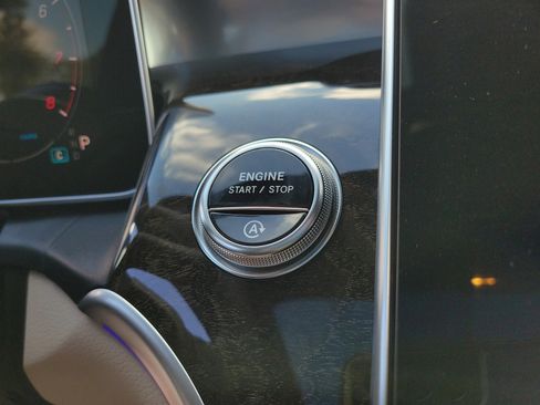Certified 2026 Mercedes-Benz GLC 300 4MATIC image 31