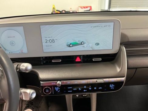 Used 2024 Hyundai Ioniq 5 SEL RWD image 28