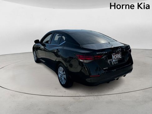 Used 2024 Nissan Sentra S image 5