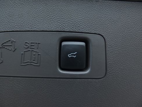 Used 2023 Lincoln Corsair FWD image 16