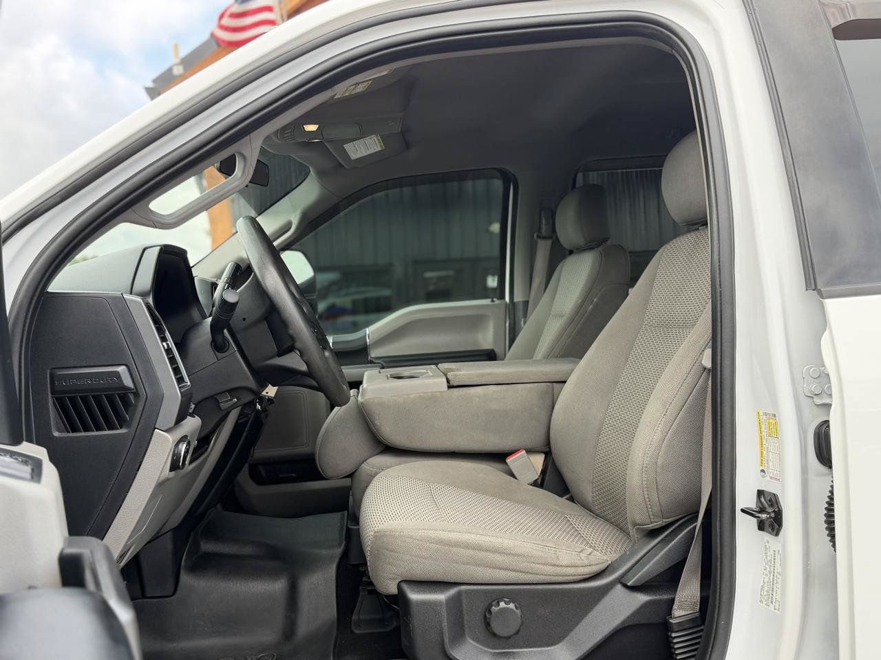 Used 2019 Ford F250 XLT AWD/4WD image 9
