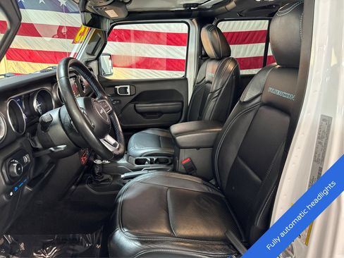 Used 2023 Jeep Wrangler Unlimited Rubicon 4xe w/ Cold Weather Group AWD/4WD image 9