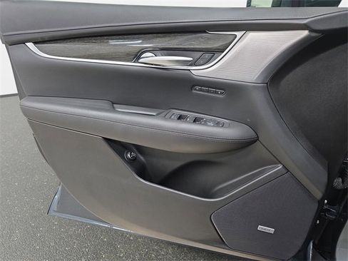 Used 2021 Cadillac XT5 Premium Luxury image 27