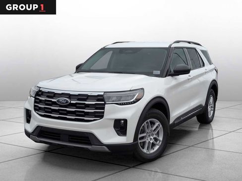 New 2025 Ford Explorer Active w/ Active Comfort Package image 1