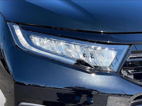 Used 2025 Honda Odyssey Touring image 29