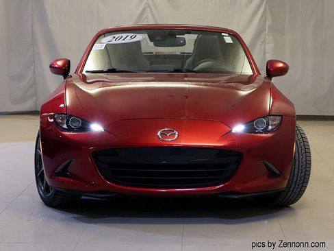 Used 2019 MAZDA MX-5 Miata RF Grand Touring image 5
