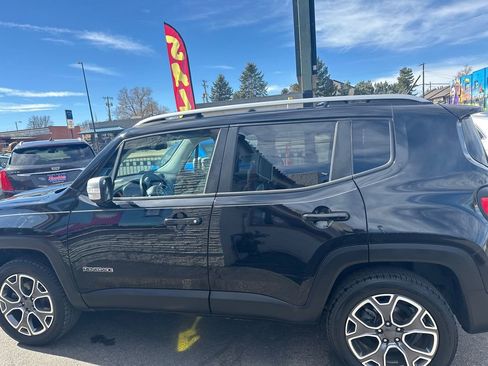 Used 2016 Jeep Renegade Limited image 7