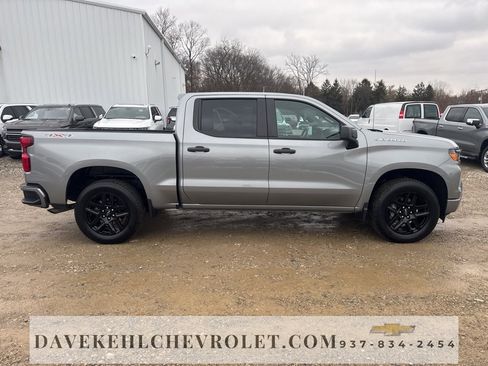 Used 2024 Chevrolet Silverado 1500 Custom image 7